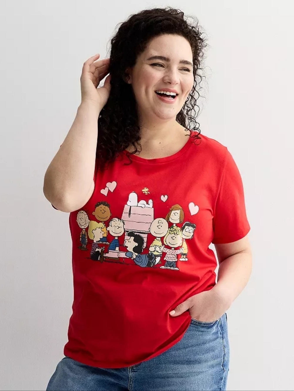 NWT 5X Peanuts Red Short Sleeve Tee with Gang Graphic Firm Price